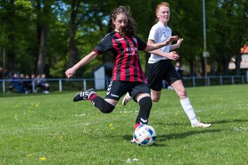 Bild 300 - B-Juniorinnen MSG Steinhorst-Krummesse - Harburger TB : Ergebnis: 0:9